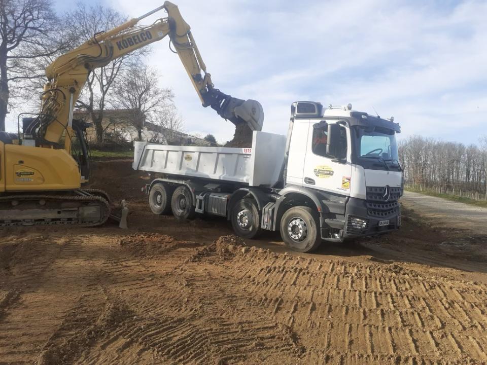 Nouveau camion Mercedes Arocs 5